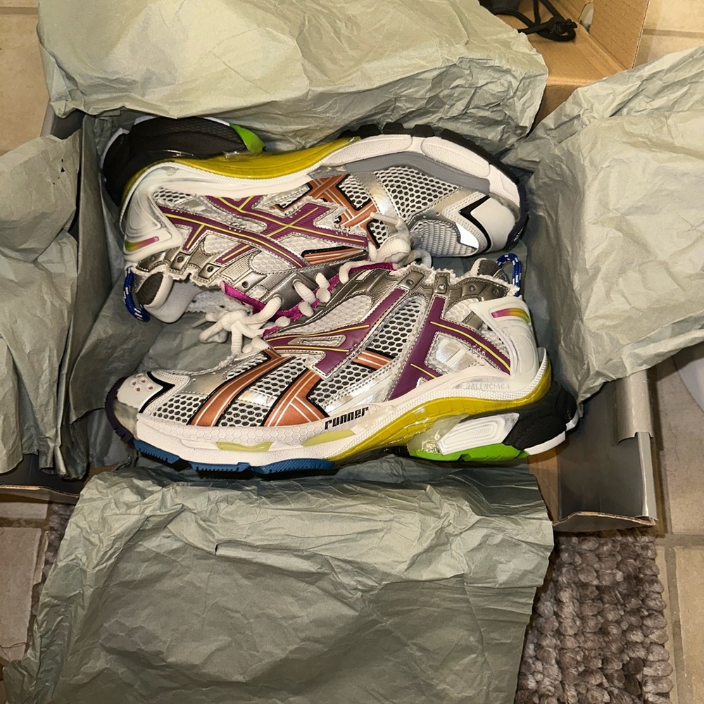 Balenciaga Runner multicolor size 40